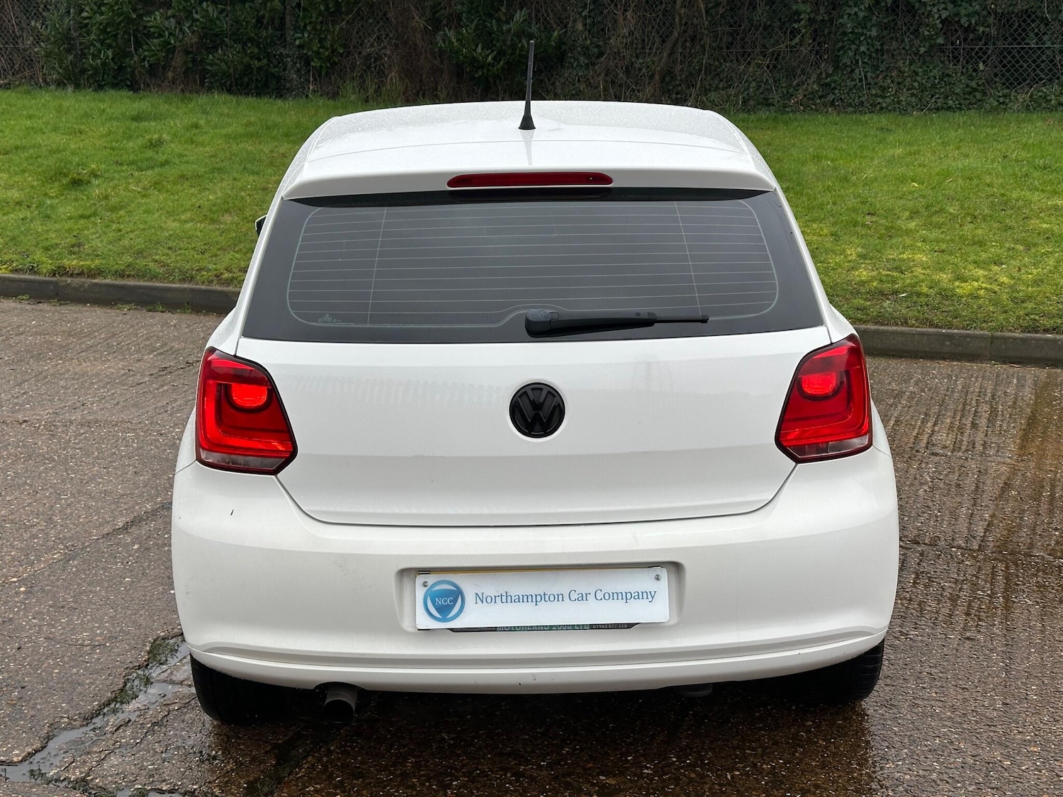 Used Volkswagen Polo 2010 for sale - 77585807: Photo 11