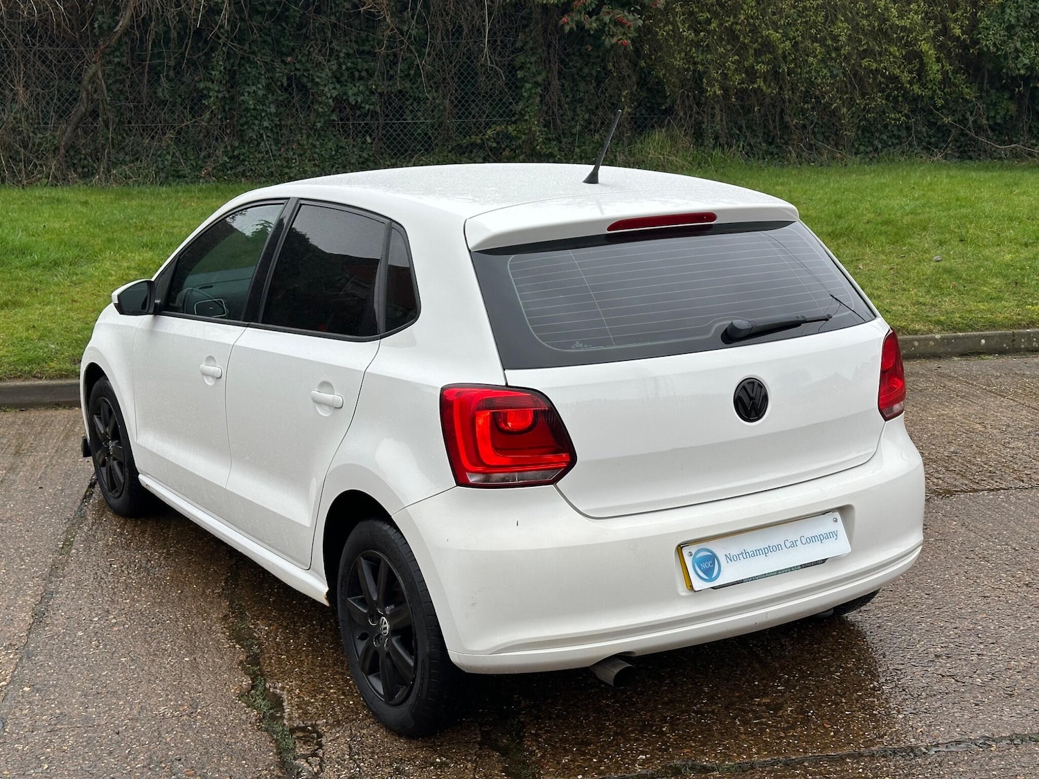Used Volkswagen Polo 2010 for sale - 77585807: Photo 12