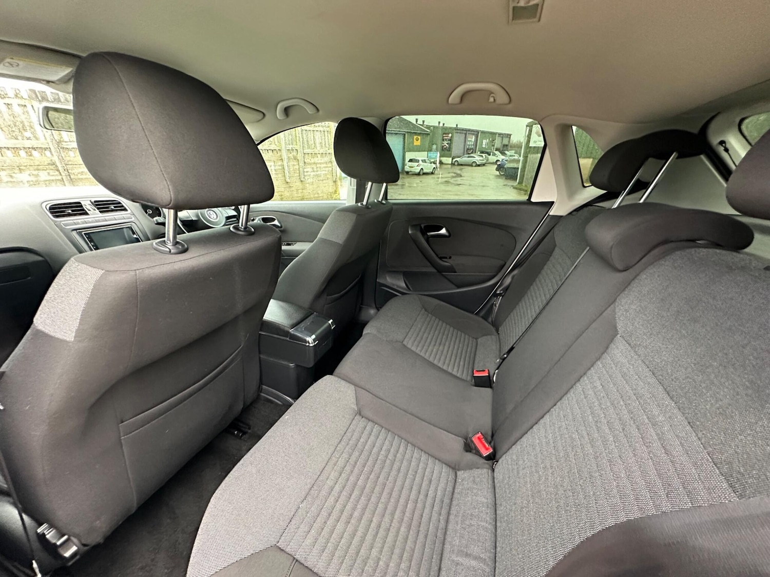 Used Volkswagen Polo 2010 for sale - 77585807: Photo 26