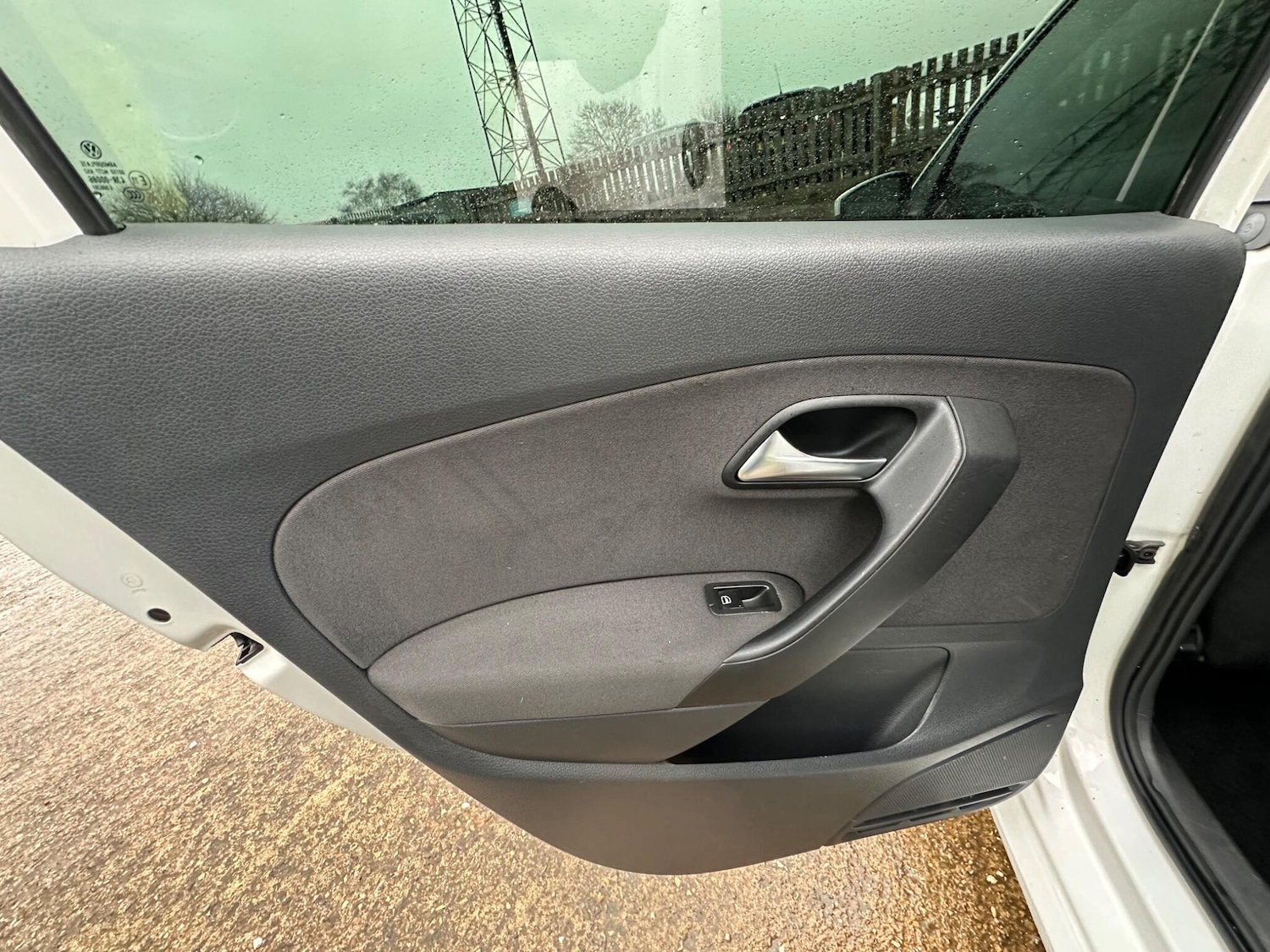 Used Volkswagen Polo 2010 for sale - 77585807: Photo 30