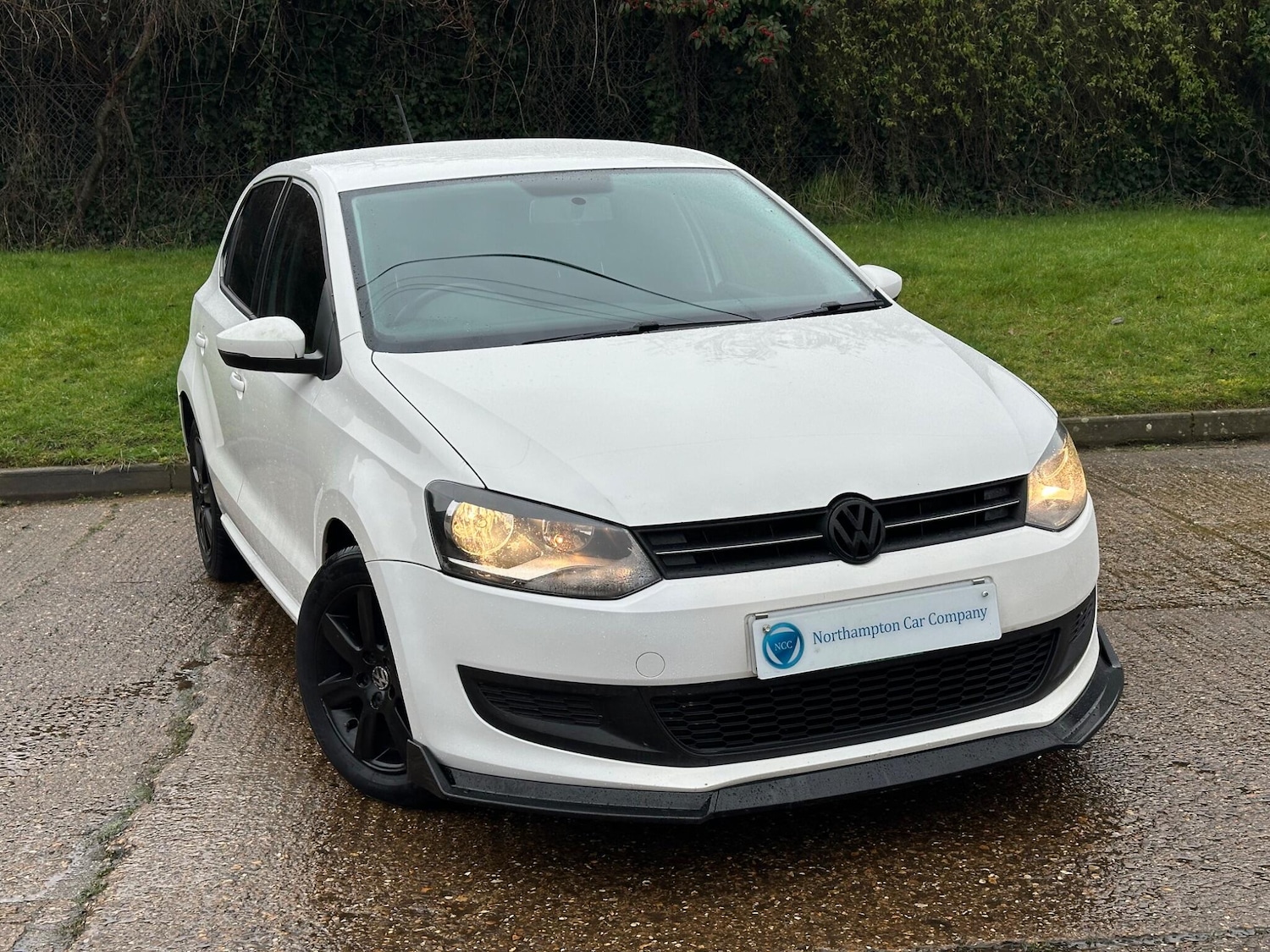 Used Volkswagen Polo 2010 for sale - 77585807: Photo 4