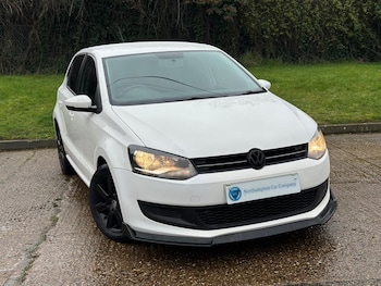 Used Volkswagen Polo 2010 for sale - 77585807: Photo