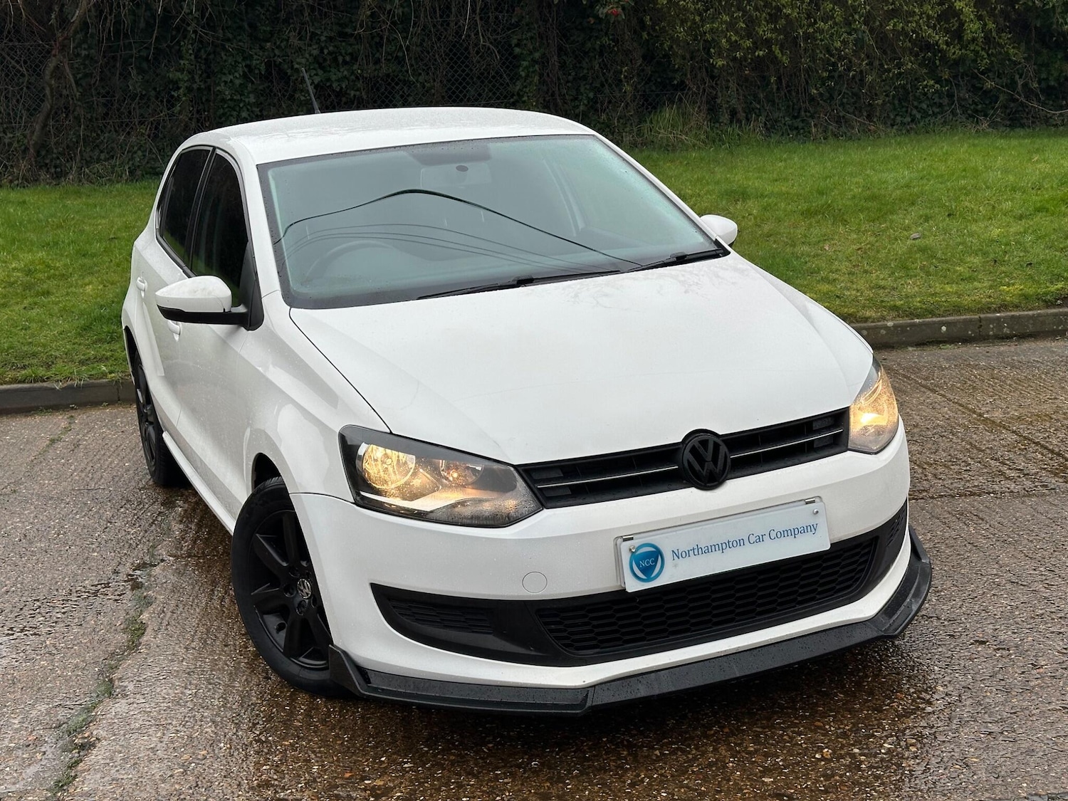 Used Volkswagen Polo 2010 for sale - 77585807: Photo 5