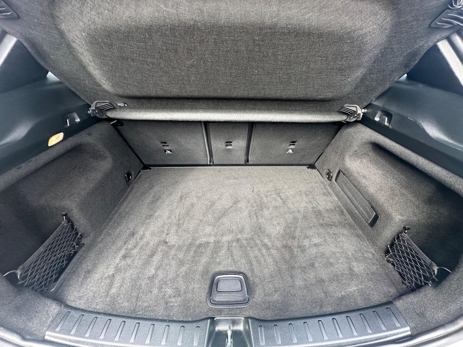 Used Mercedes-Benz GLA 2020 for sale - 76573255: Photo 24