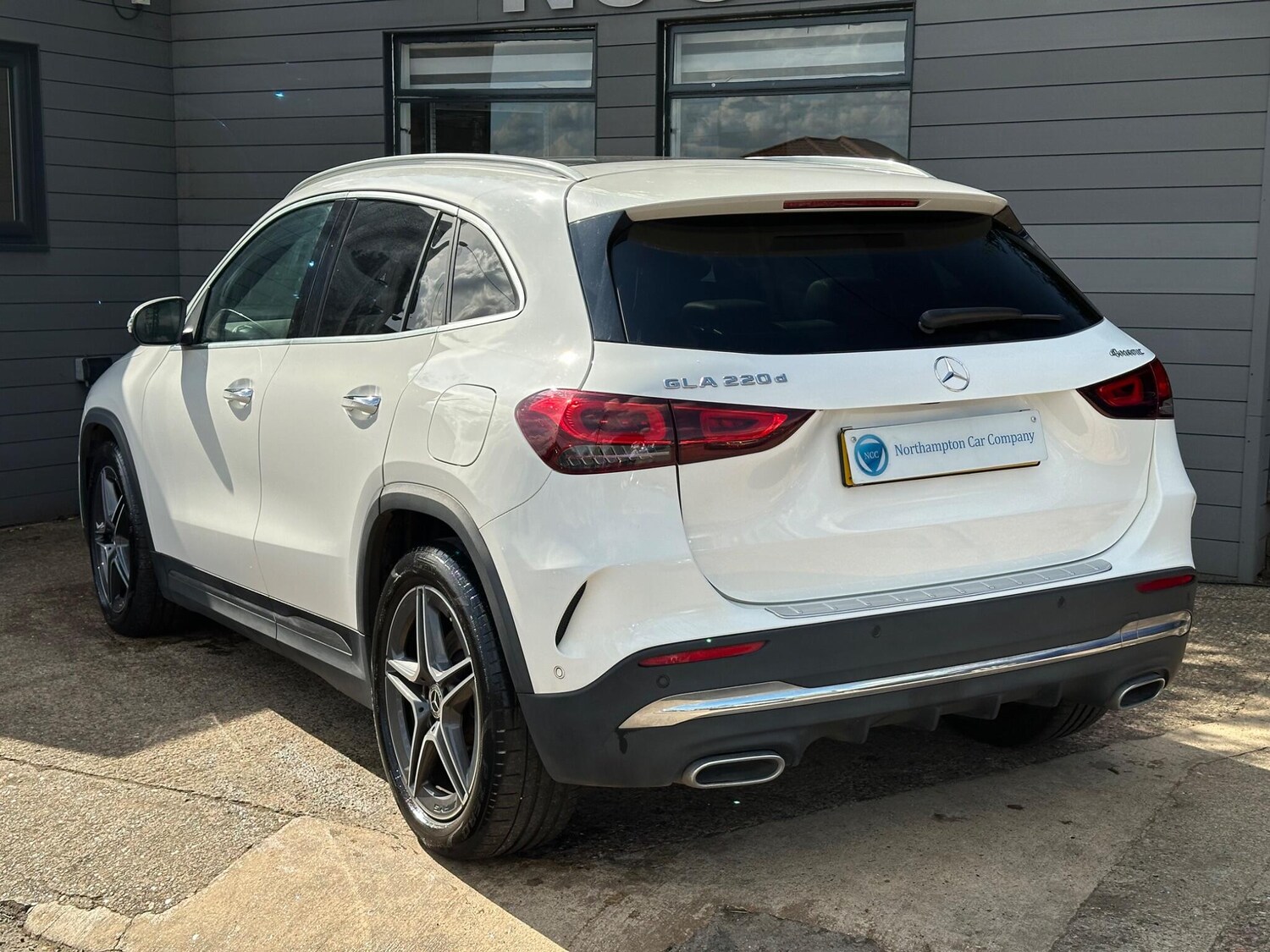 Used Mercedes-Benz GLA 2020 for sale - 76573255: Photo 42