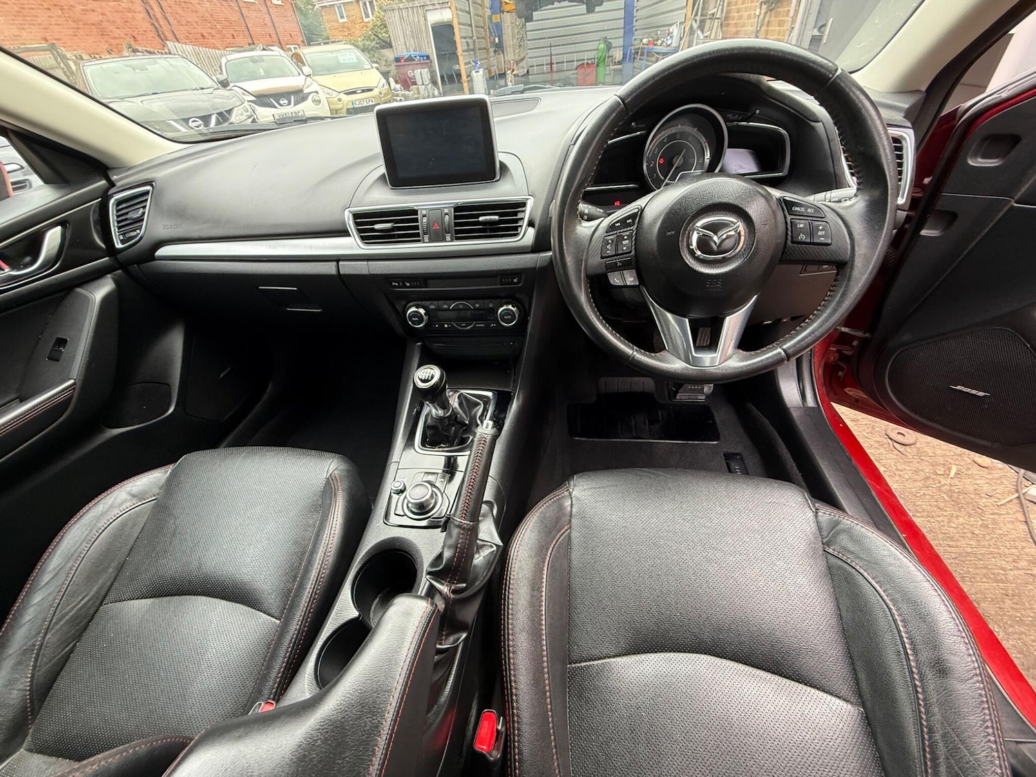 Used Mazda Mazda3 2015 for sale - 76000886: Photo 3