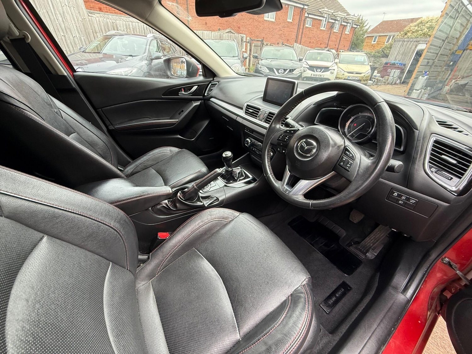 Used Mazda Mazda3 2015 for sale - 76000886: Photo 4