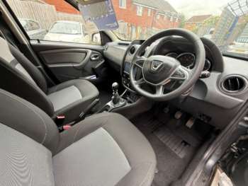 Used Dacia Duster 2017 for sale - 75458987: Photo