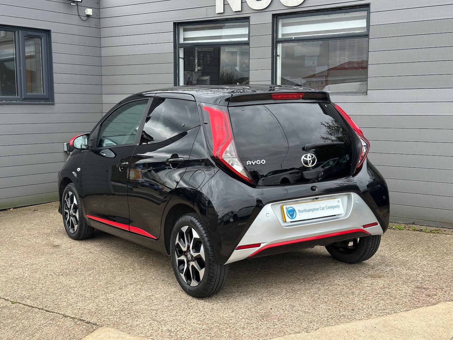 Used Toyota AYGO 2019 for sale - 78072096: Photo 13