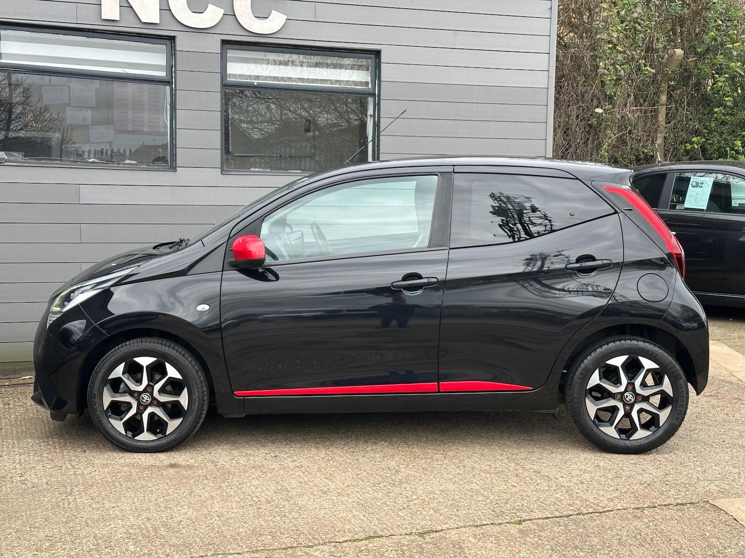 Used Toyota AYGO 2019 for sale - 78072096: Photo 14
