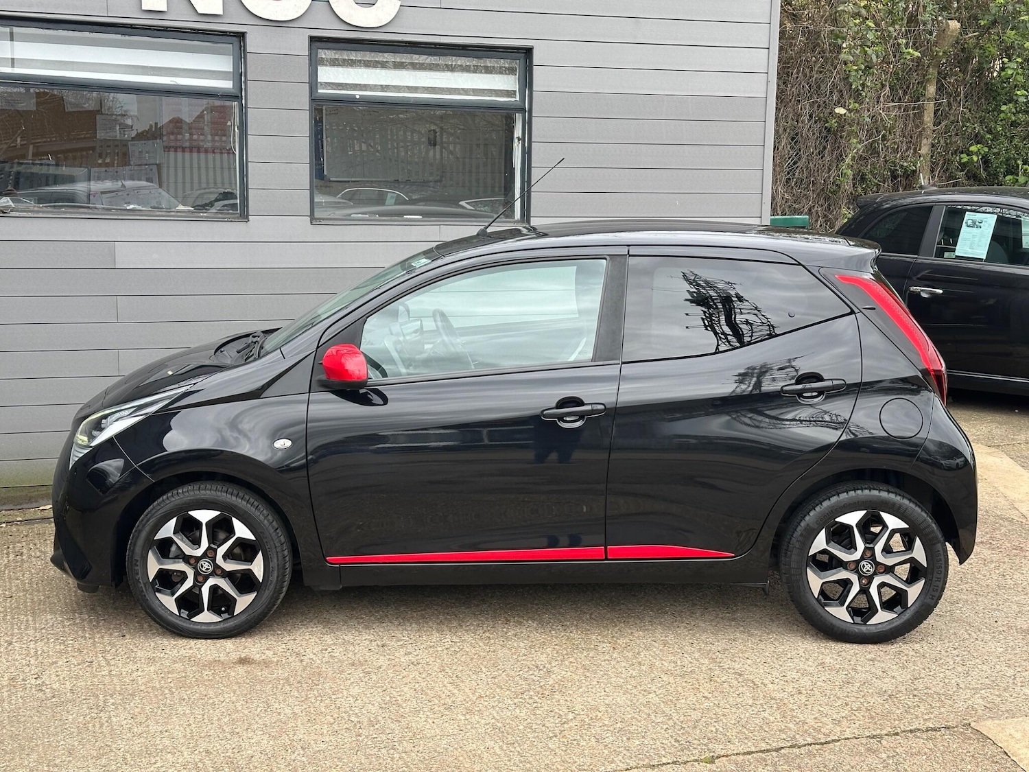 Used Toyota AYGO 2019 for sale - 78072096: Photo 15