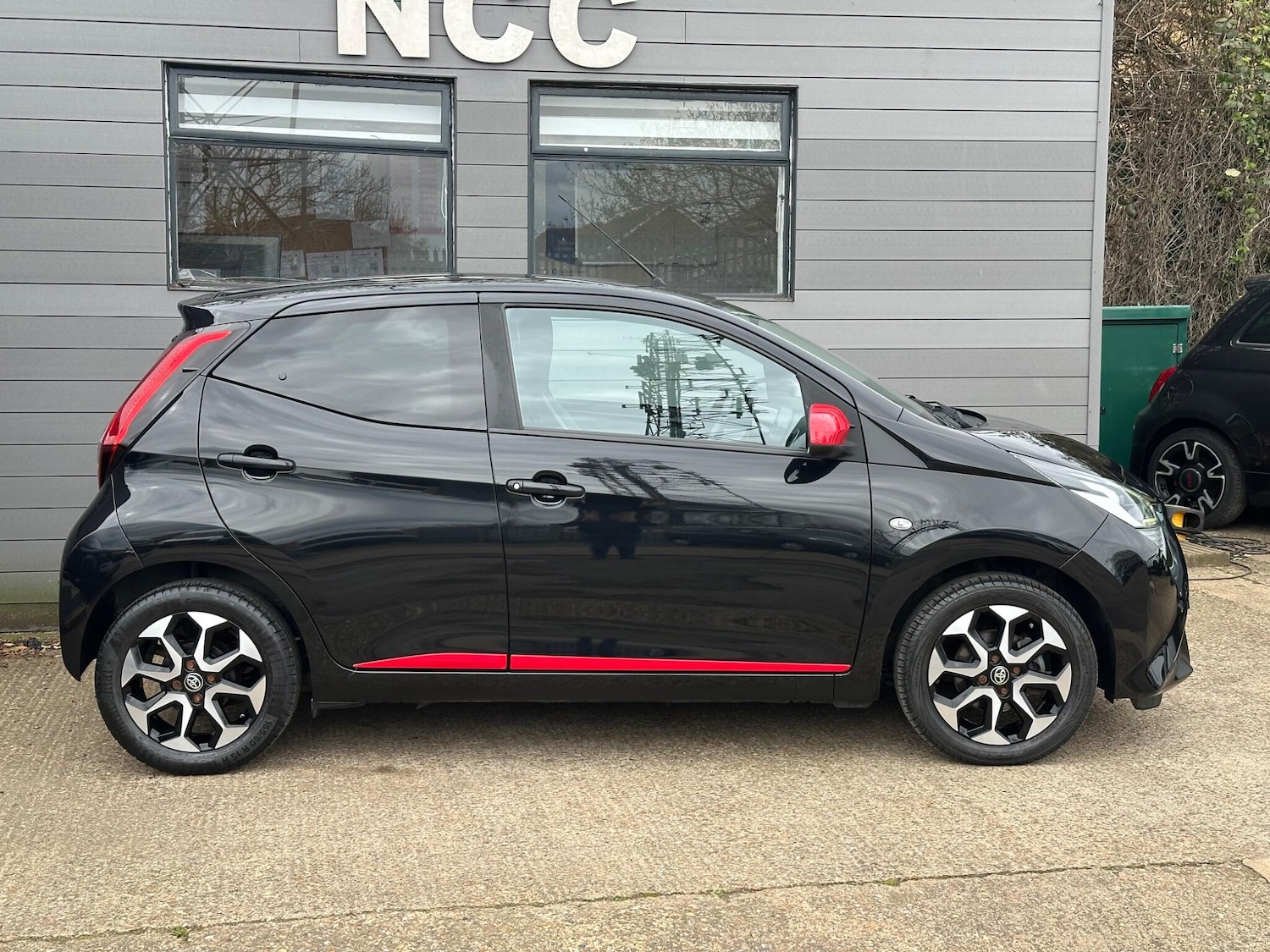 Used Toyota AYGO 2019 for sale - 78072096: Photo 7
