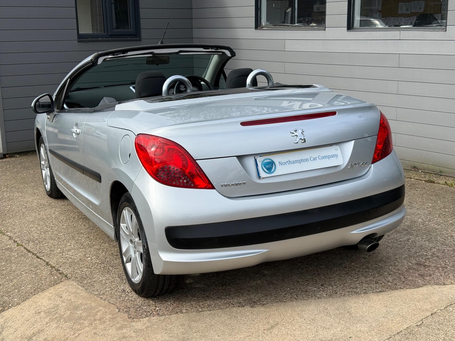 Used Peugeot 207 CC for sale - 78116474: Photo 2