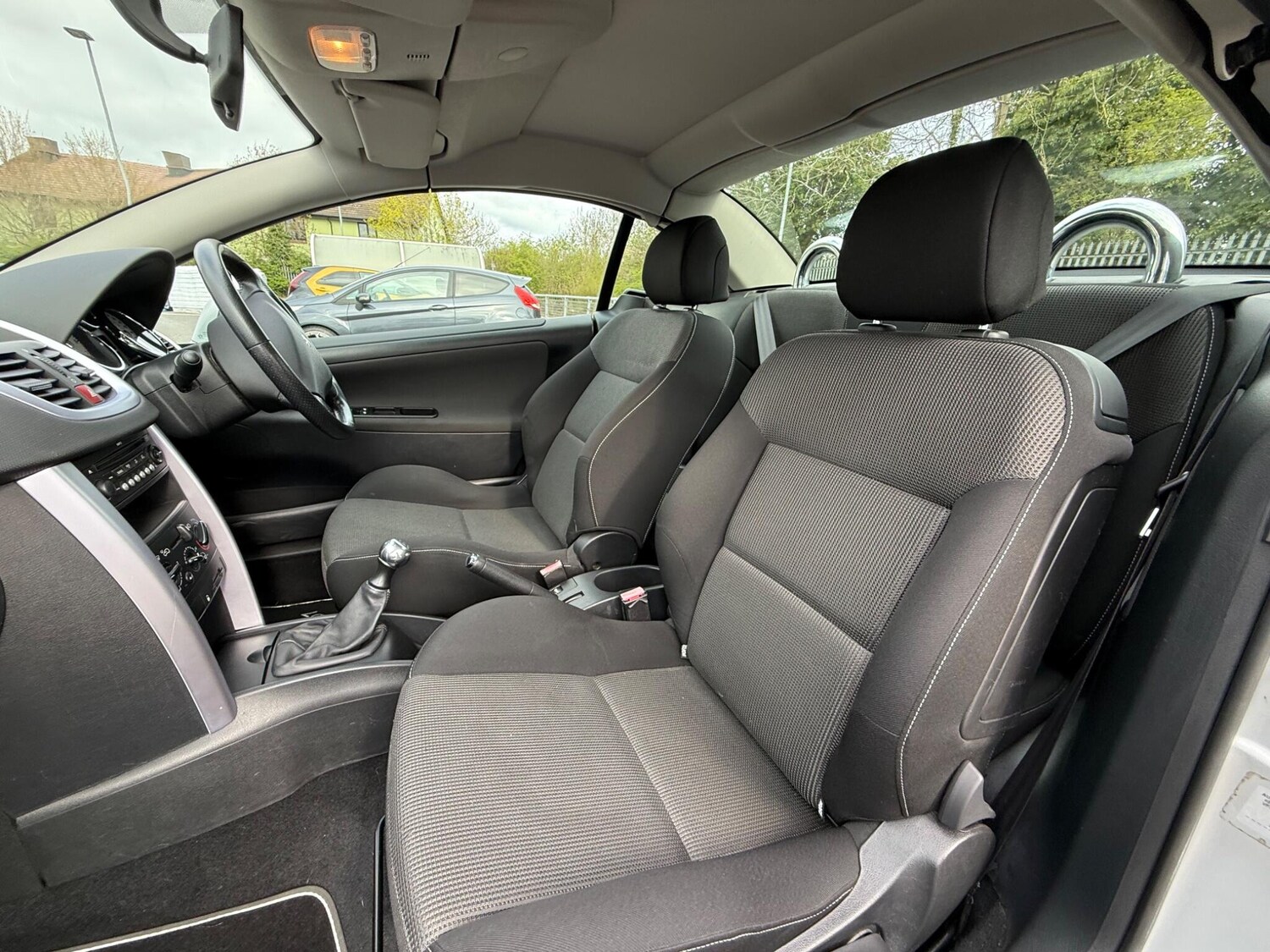 Used Peugeot 207 CC for sale - 78116474: Photo 20