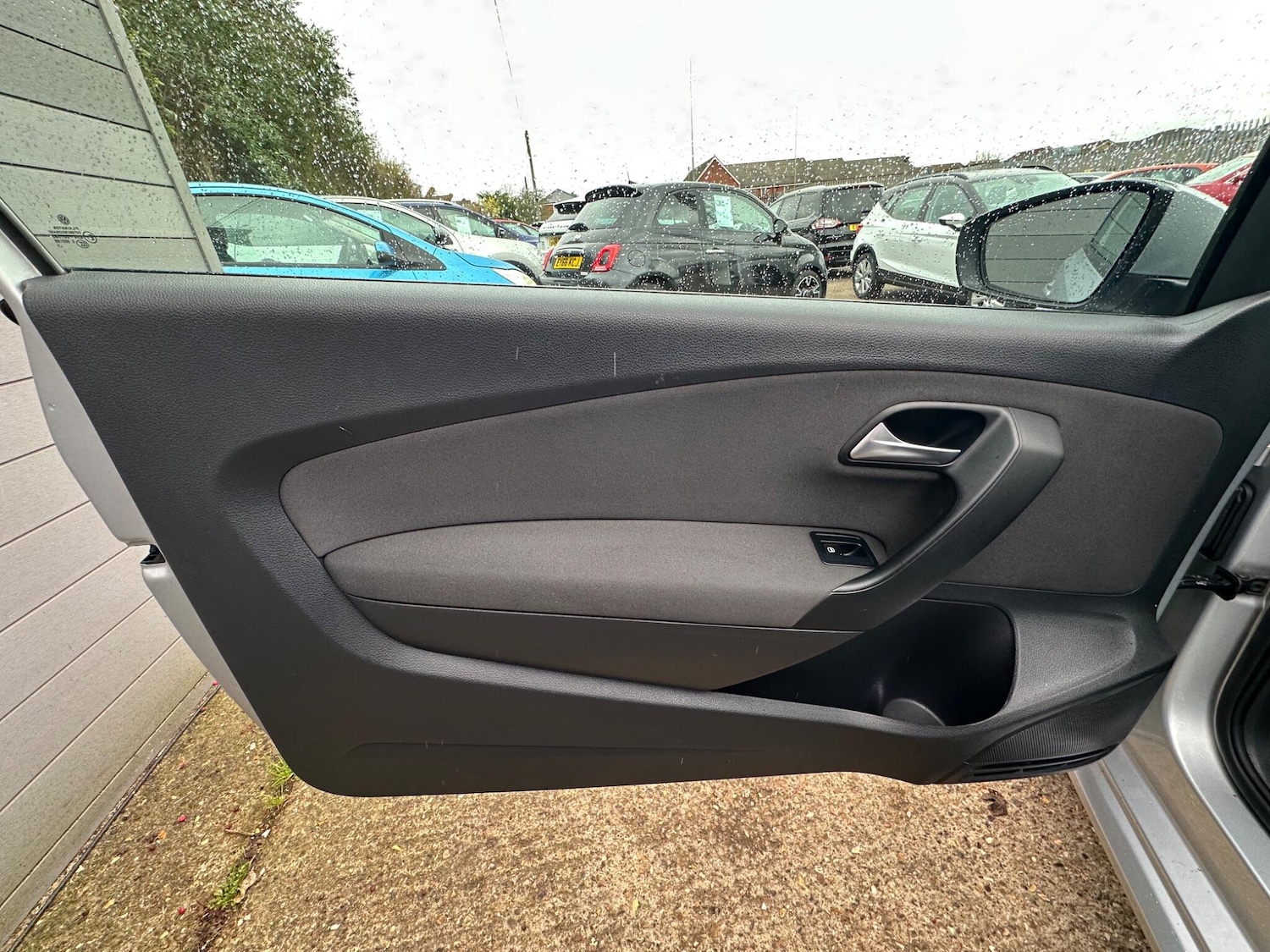 Used Volkswagen Polo 2012 for sale - 77611758: Photo 27