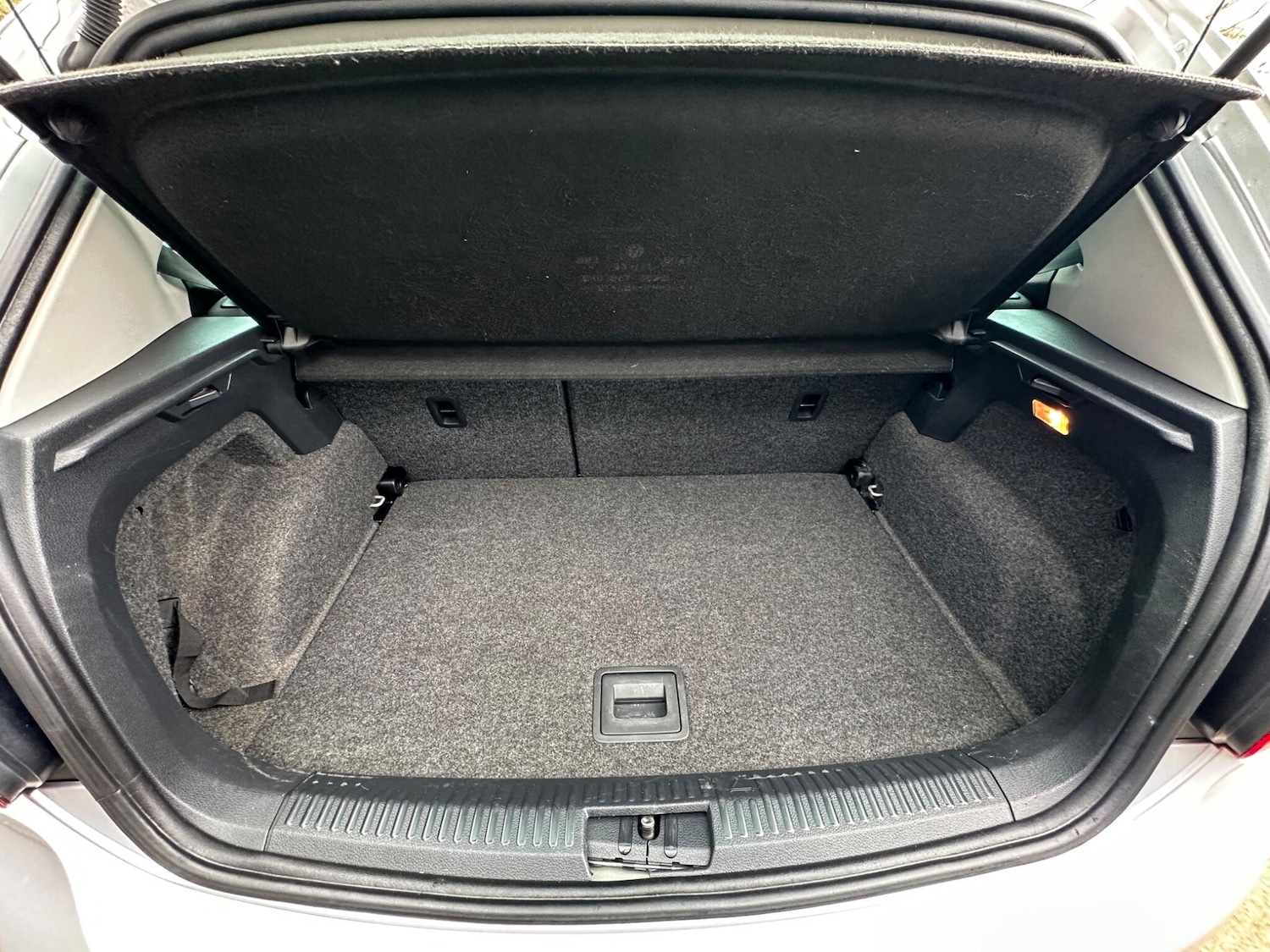 Used Volkswagen Polo 2012 for sale - 77611758: Photo 28