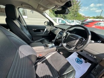 Used Land Rover Discovery Sport 2019 for sale - 79062595: Photo