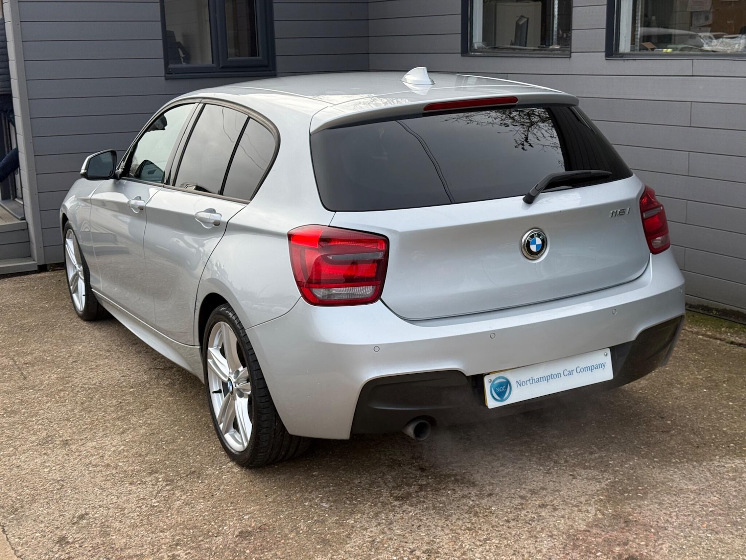 Used BMW 1 Series 2013 for sale - 77279097: Photo 2