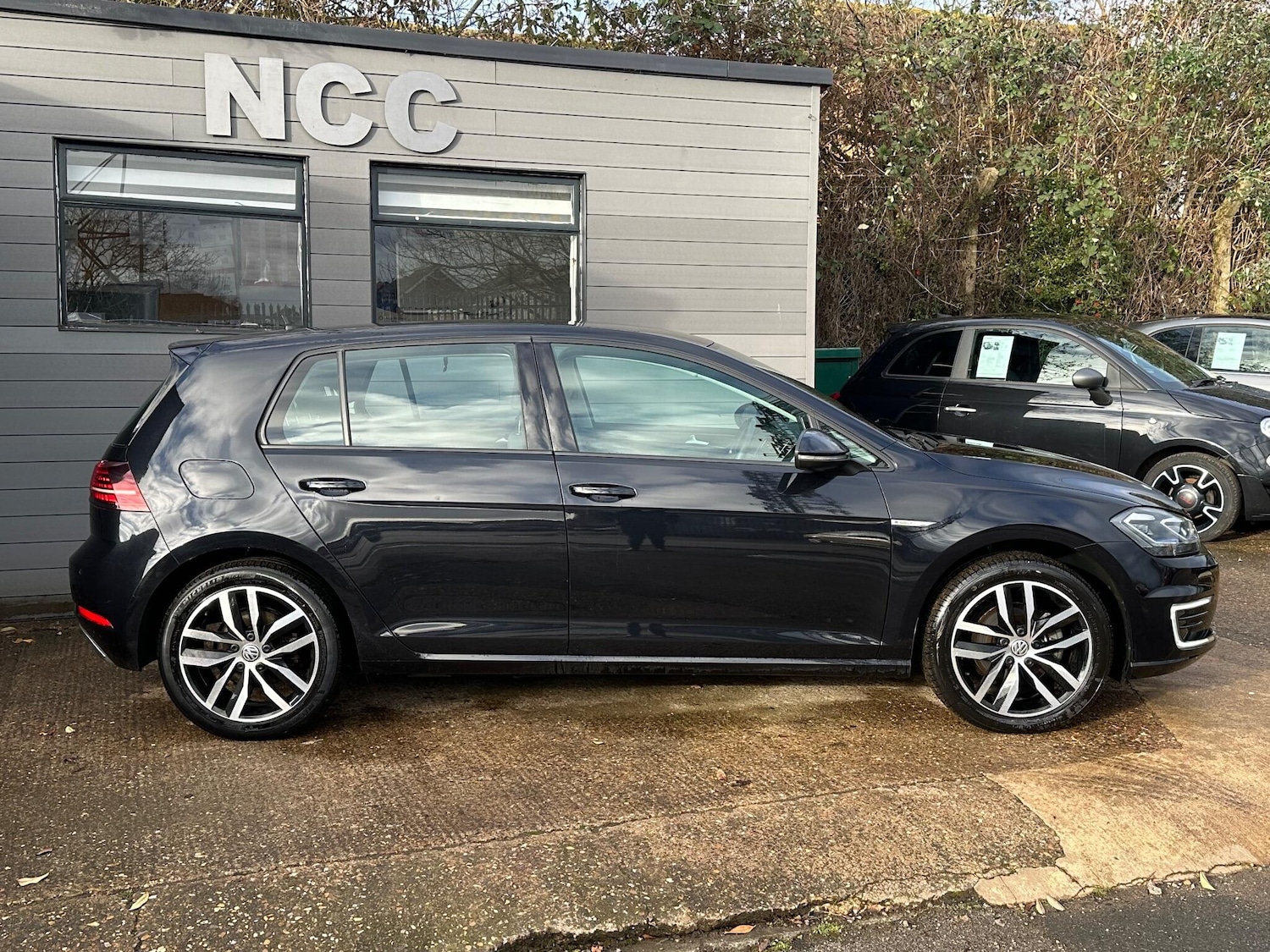 Used Volkswagen Golf 2020 for sale - 76824413: Photo 7