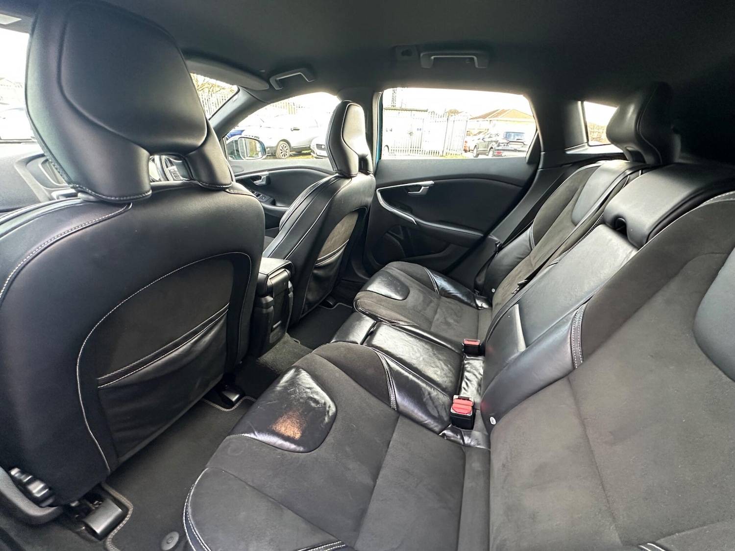 Used Volvo V40 2014 for sale - 77001055: Photo 26