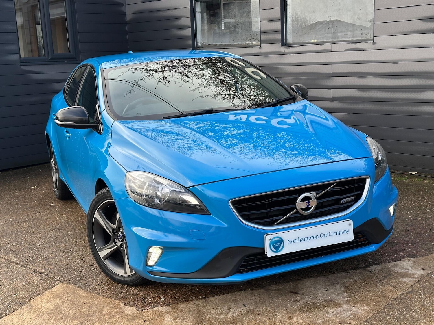 Used Volvo V40 2014 for sale - 77001055: Photo 5