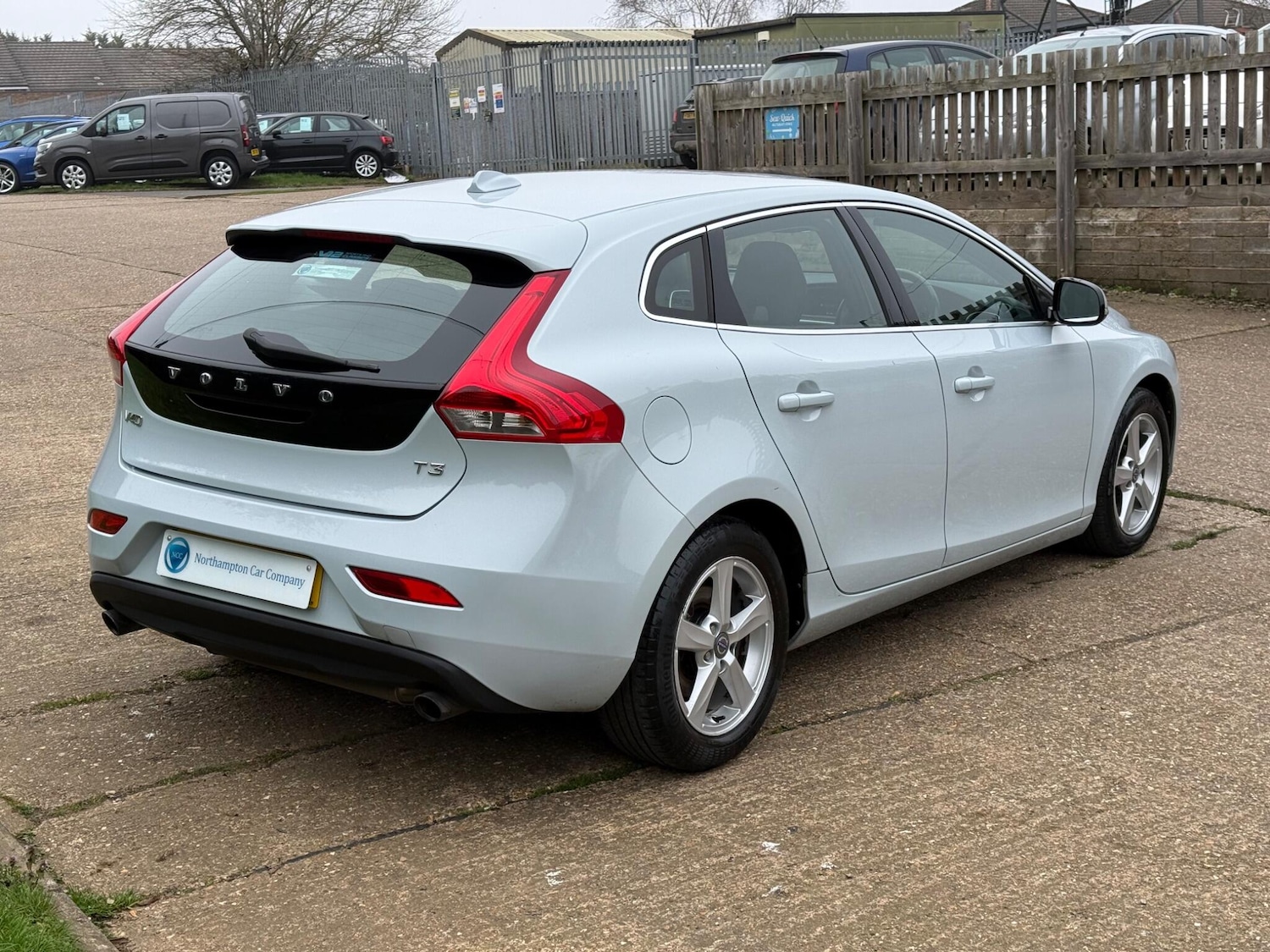 Used Volvo V40 2012 for sale - 77537785: Photo 17