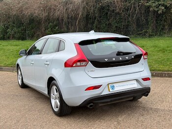 Used Volvo V40 2012 for sale - 77537785: Photo