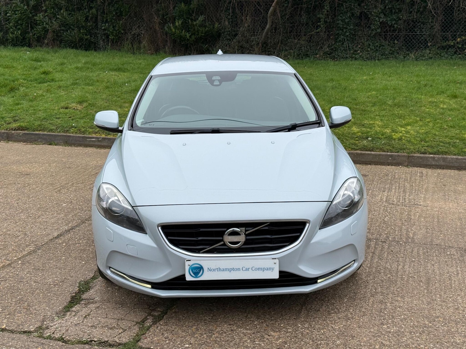 Used Volvo V40 2012 for sale - 77537785: Photo 5
