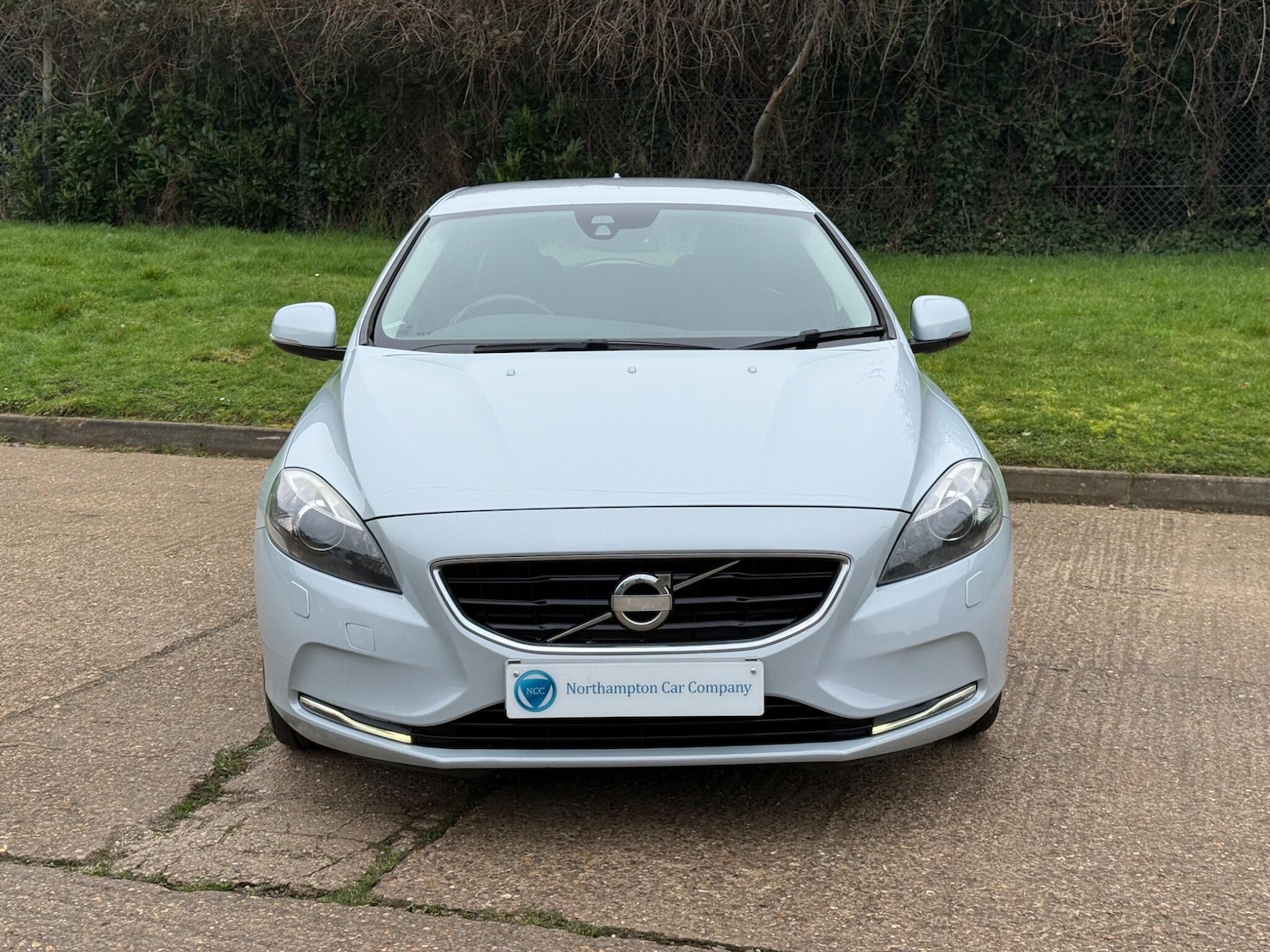 Used Volvo V40 2012 for sale - 77537785: Photo 8