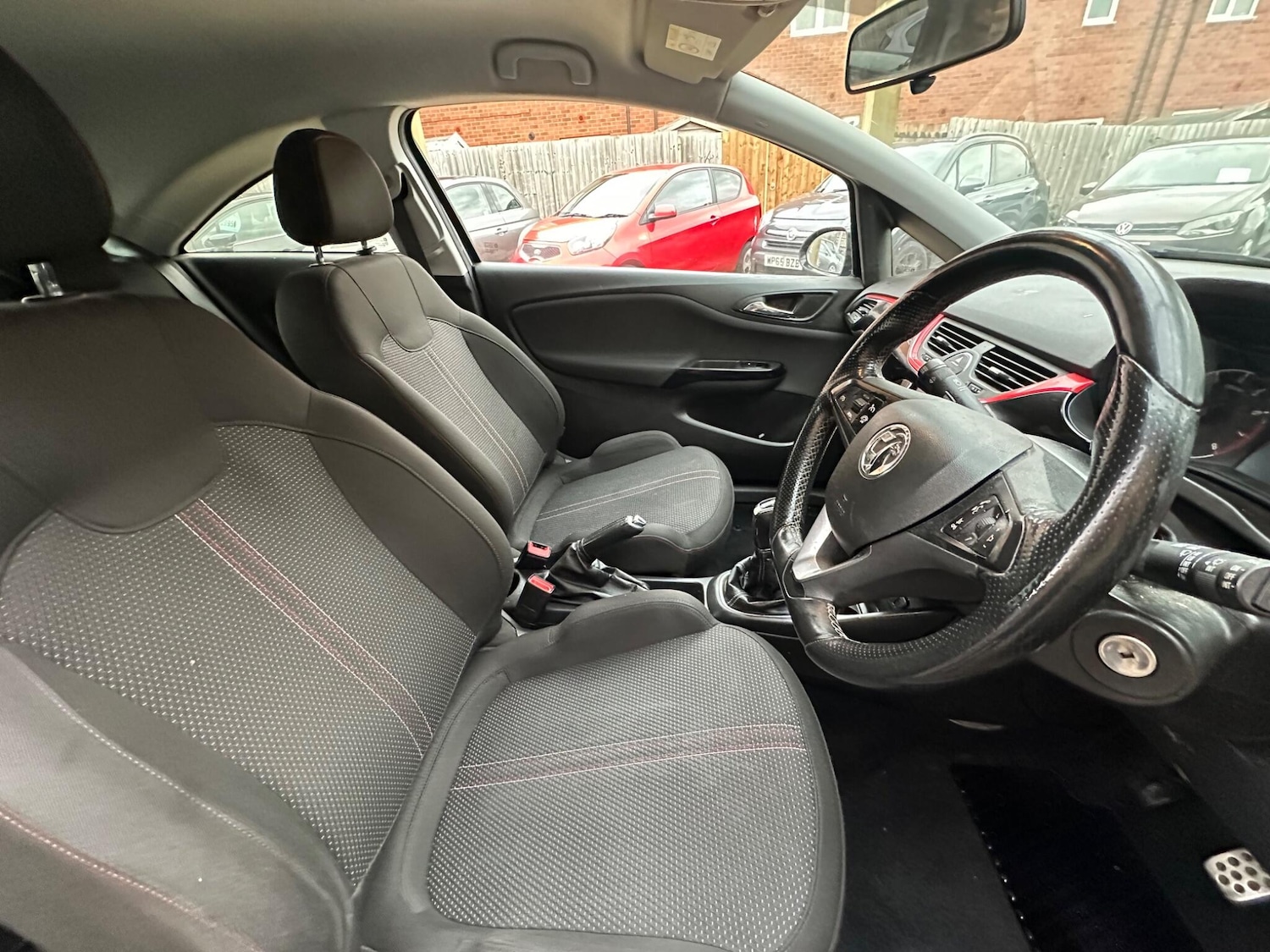 Used Vauxhall Corsa 2016 for sale - 76200714: Photo 3