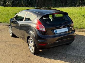 Used Ford Fiesta 2016 for sale - 76550155: Photo