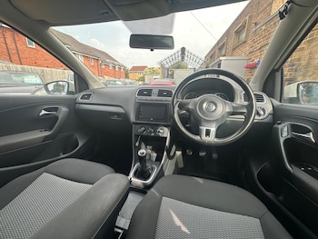 Used Volkswagen Polo 2011 for sale - 75459133: Photo
