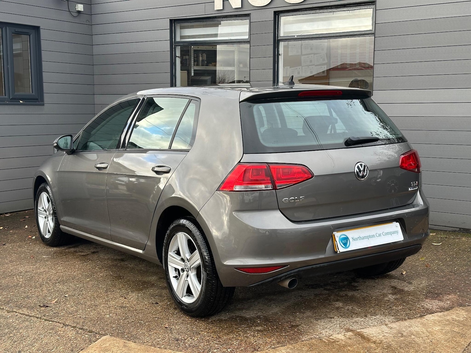 Used Volkswagen Golf 2016 for sale - 77637908: Photo 13