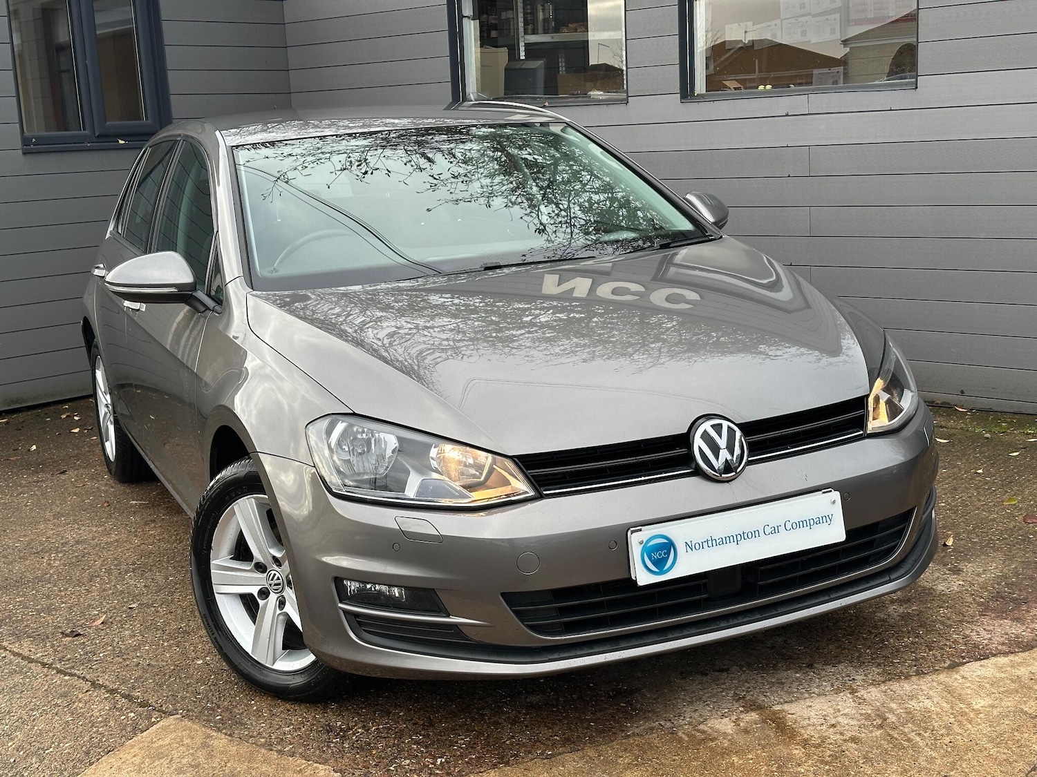 Used Volkswagen Golf 2016 for sale - 77637908: Photo 5