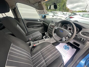Used Ford Focus 2010 for sale - 78608764: Photo