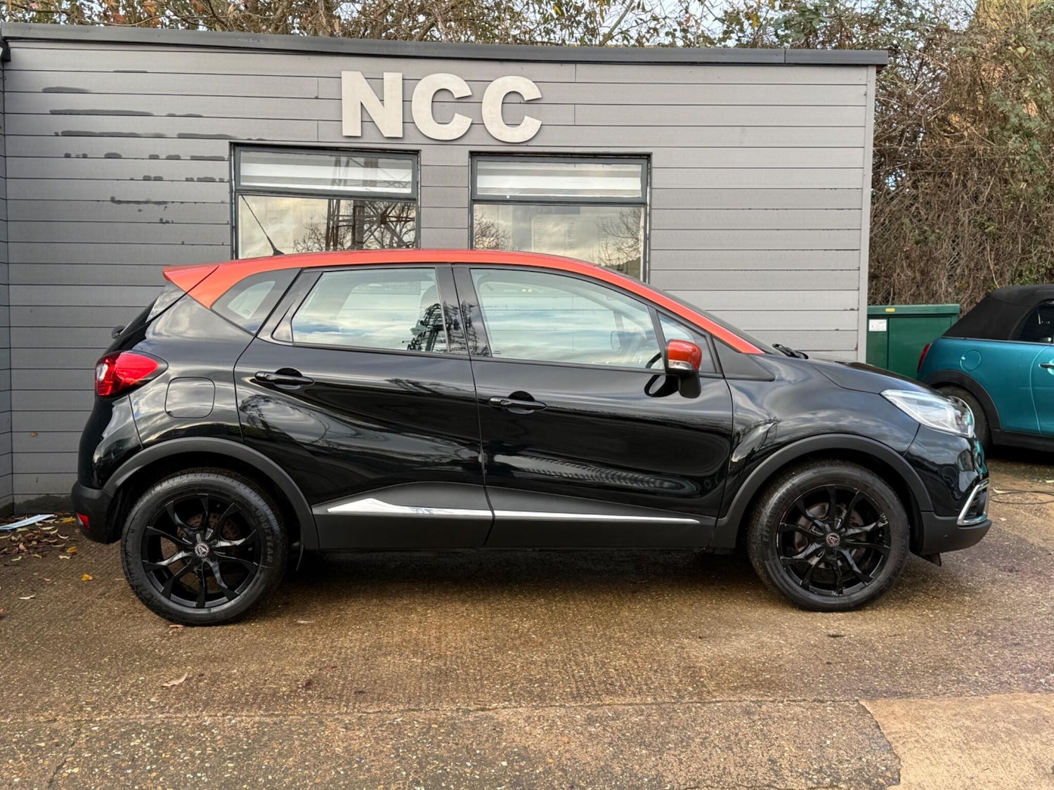 Used Renault Captur 2016 for sale - 77958521: Photo 8