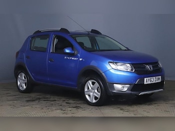 2013 (63) - 0.9 TCe Laureate 5dr