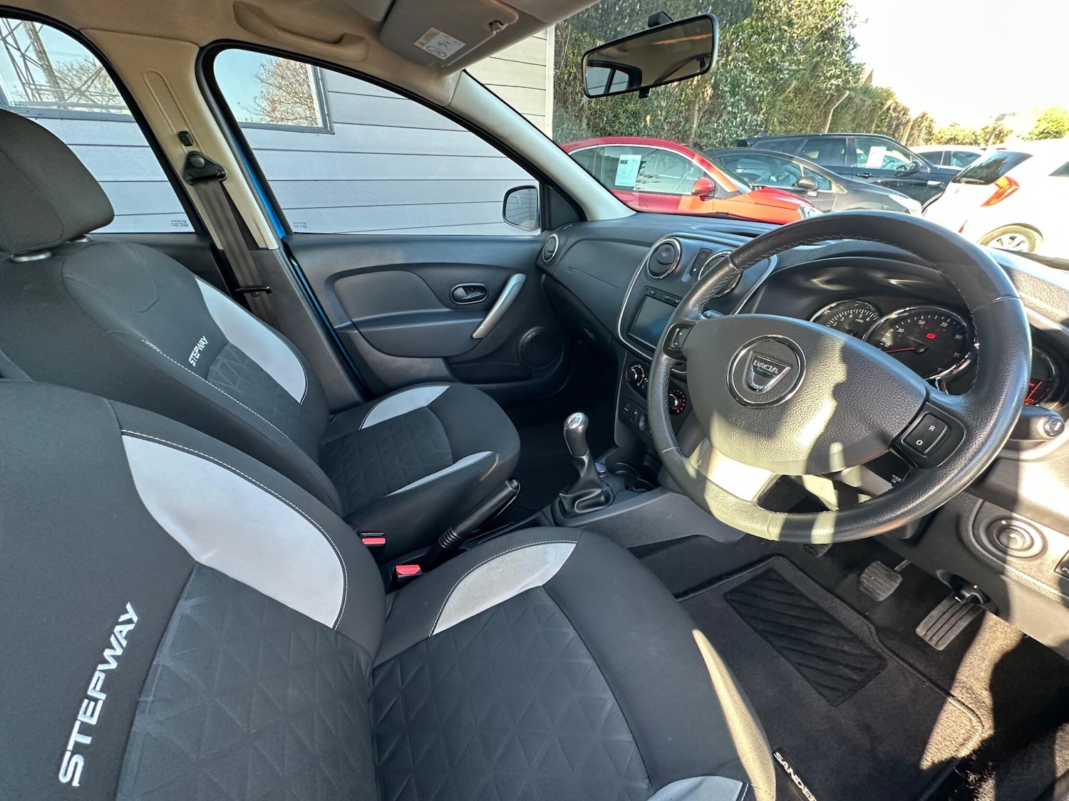 Used Dacia Sandero Stepway 2013 for sale - 76701651: Photo 21