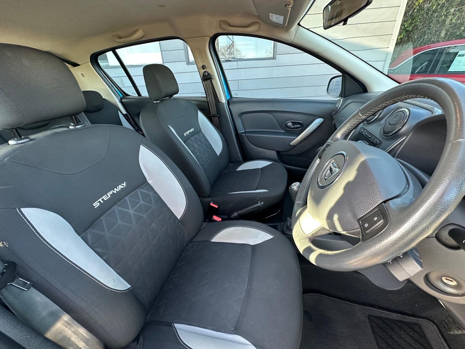 Used Dacia Sandero Stepway 2013 for sale - 76701651: Photo 22