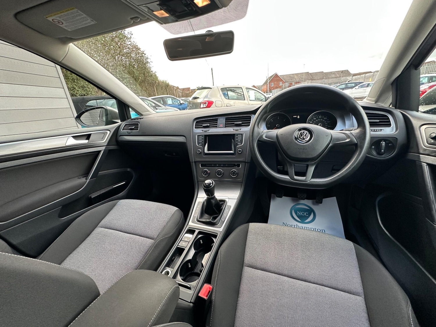 Used Volkswagen Golf 2013 for sale - 77351917: Photo 2