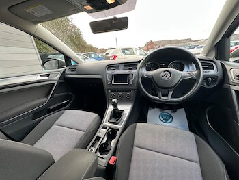 Used Volkswagen Golf 2013 for sale - 77351917: Photo