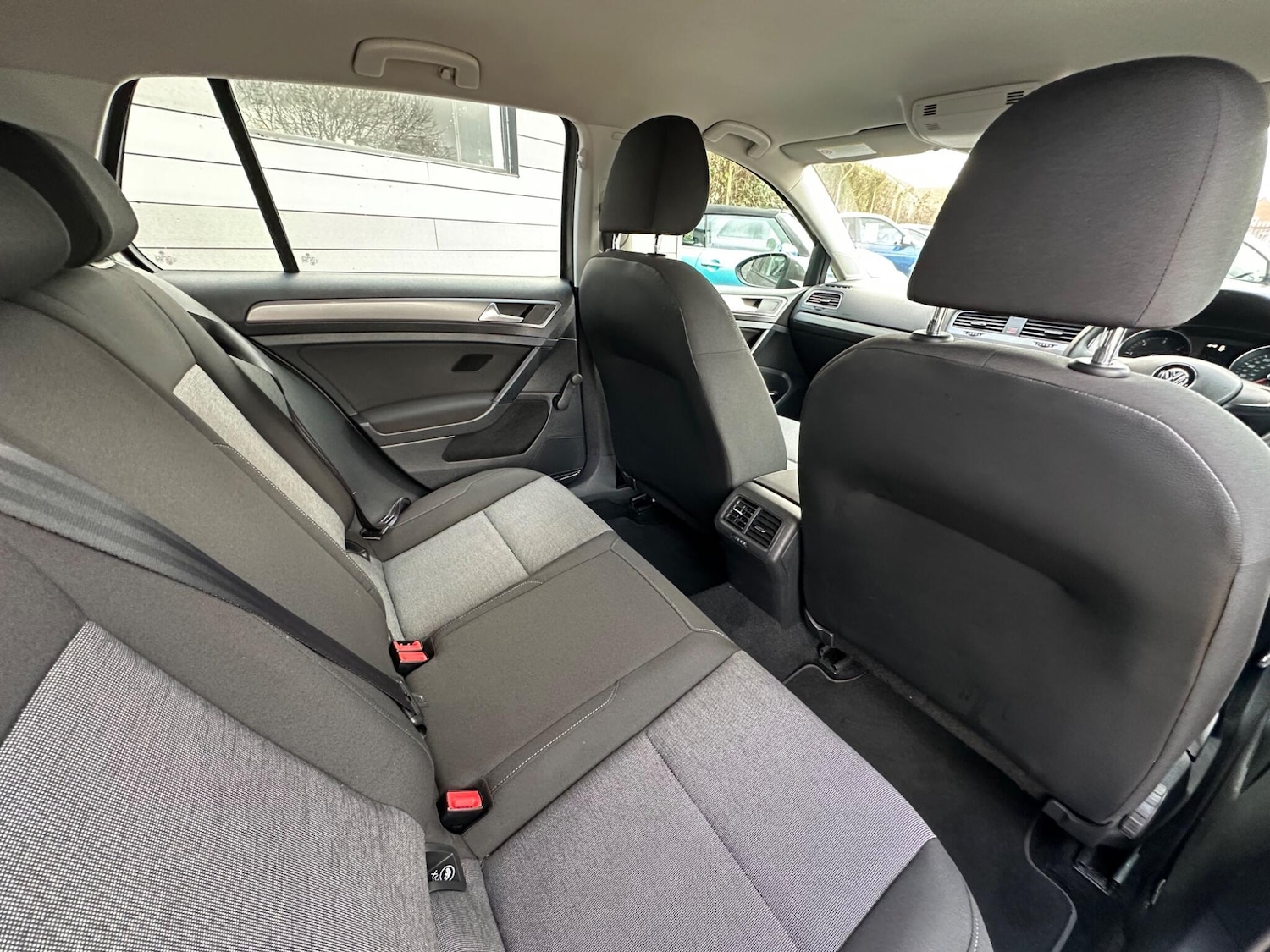 Used Volkswagen Golf 2013 for sale - 77351917: Photo 8