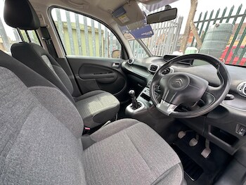 Used Citroen C3 Picasso 2016 for sale - 75459599: Photo