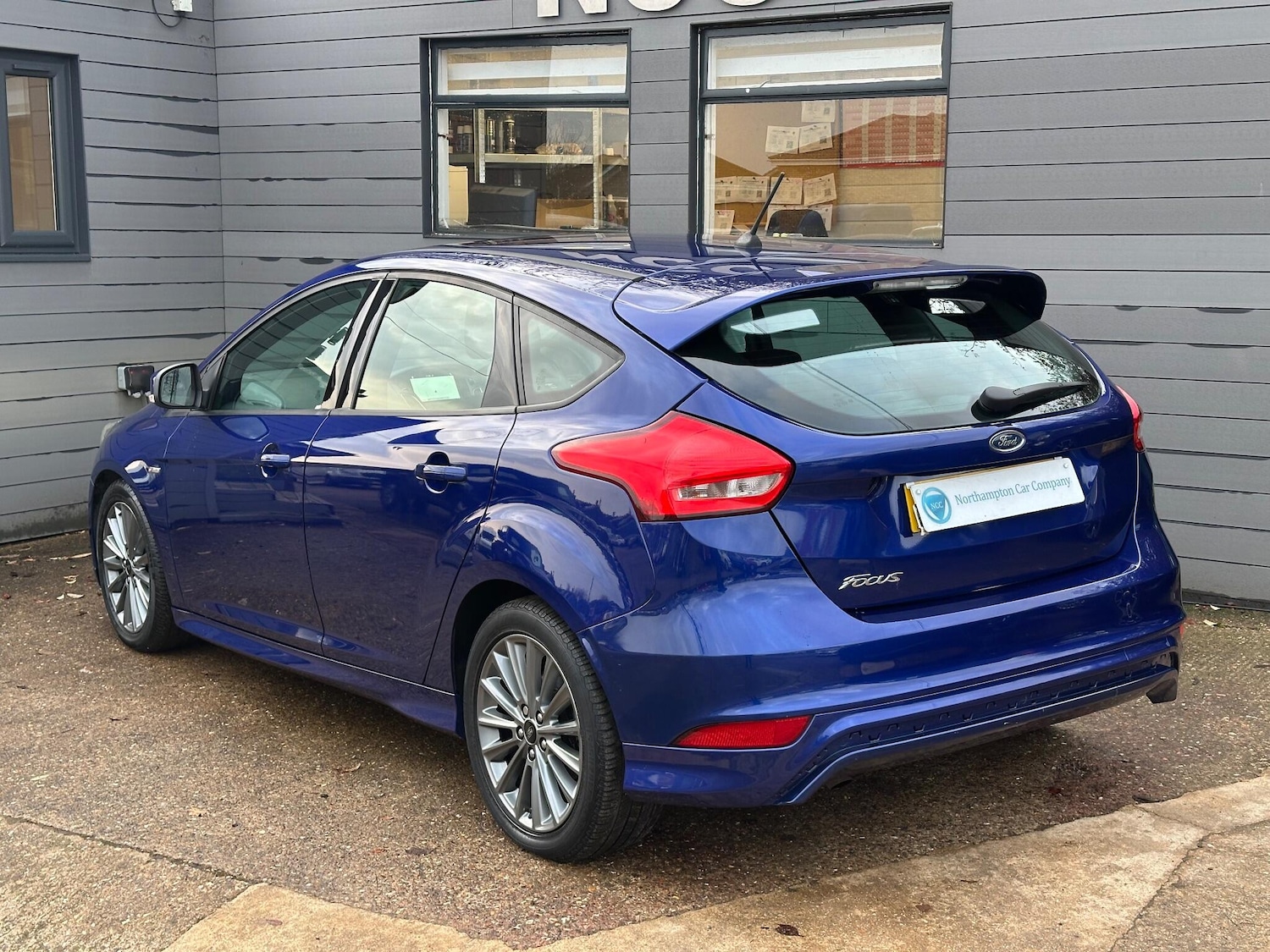 Used Ford Focus 2017 for sale - 77120090: Photo 12