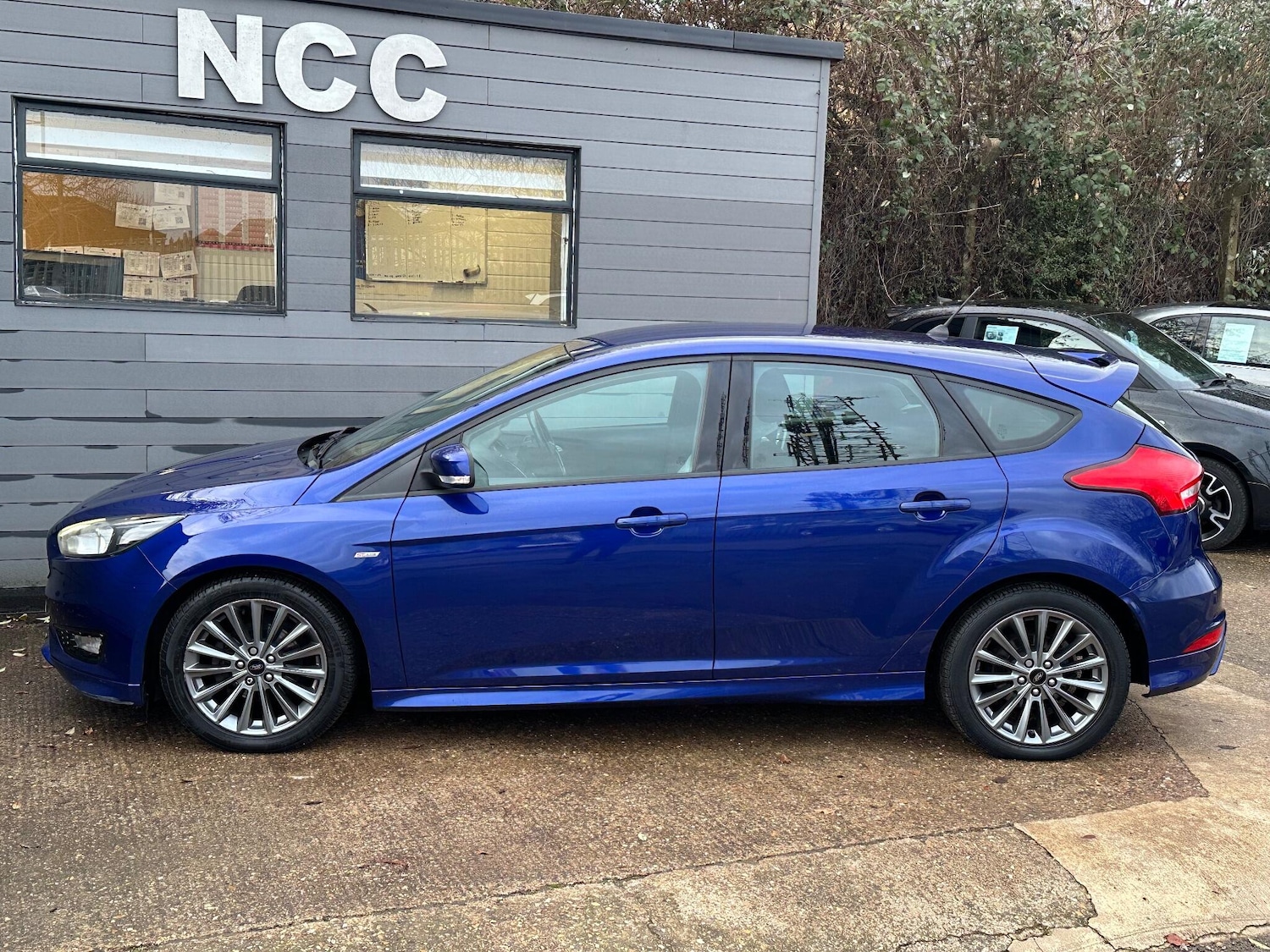 Used Ford Focus 2017 for sale - 77120090: Photo 15