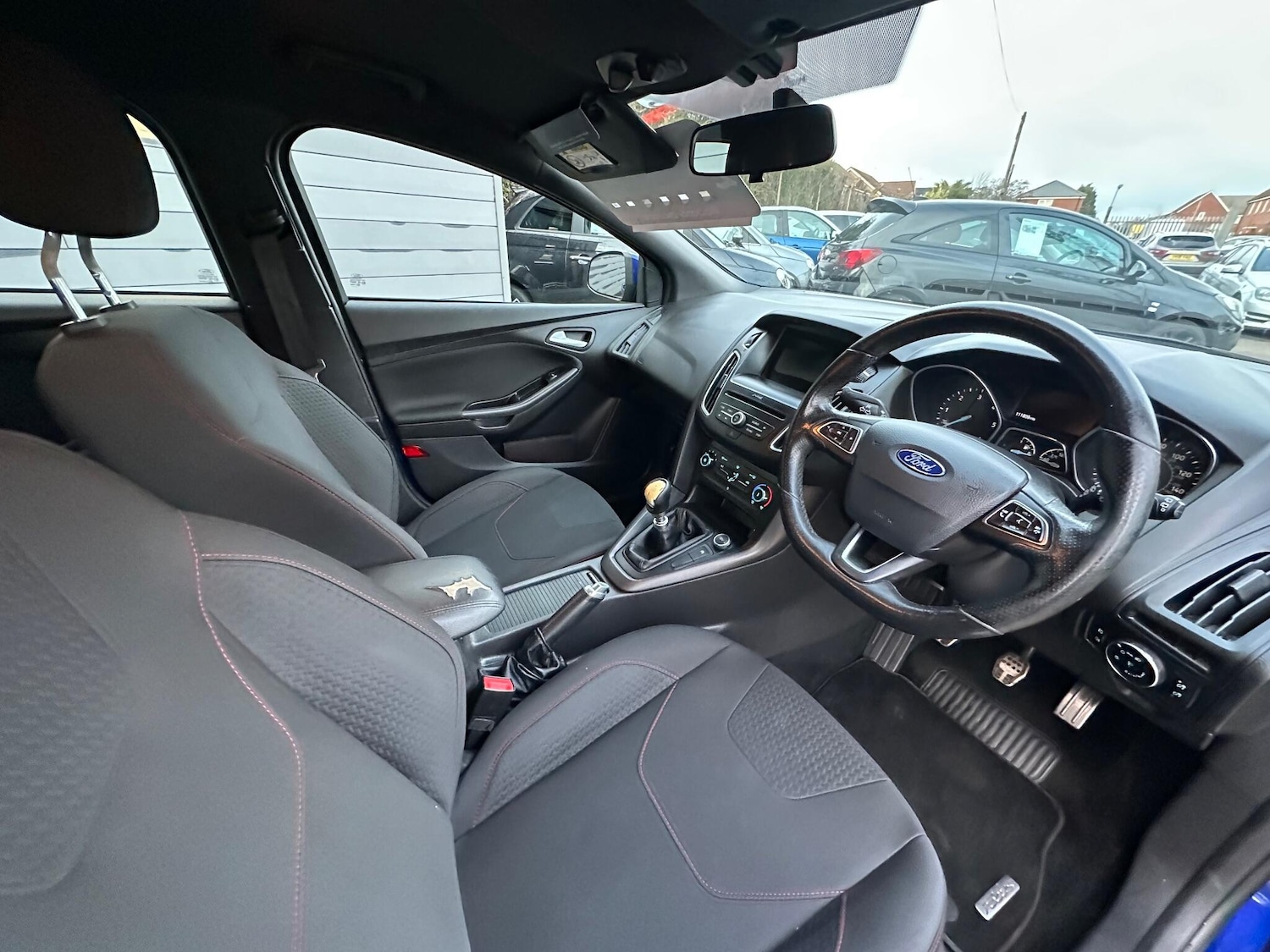 Used Ford Focus 2017 for sale - 77120090: Photo 3