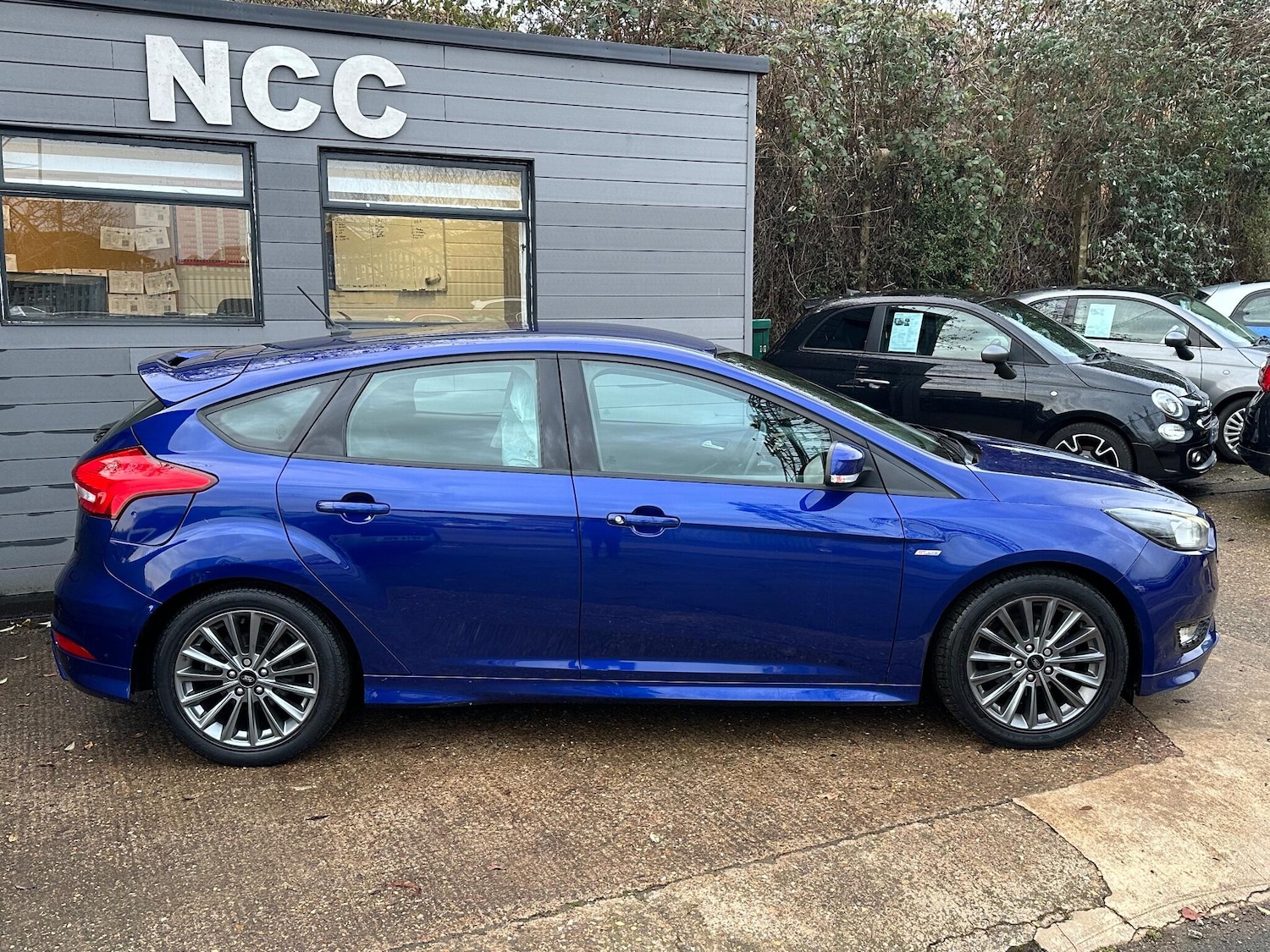 Used Ford Focus 2017 for sale - 77120090: Photo 7