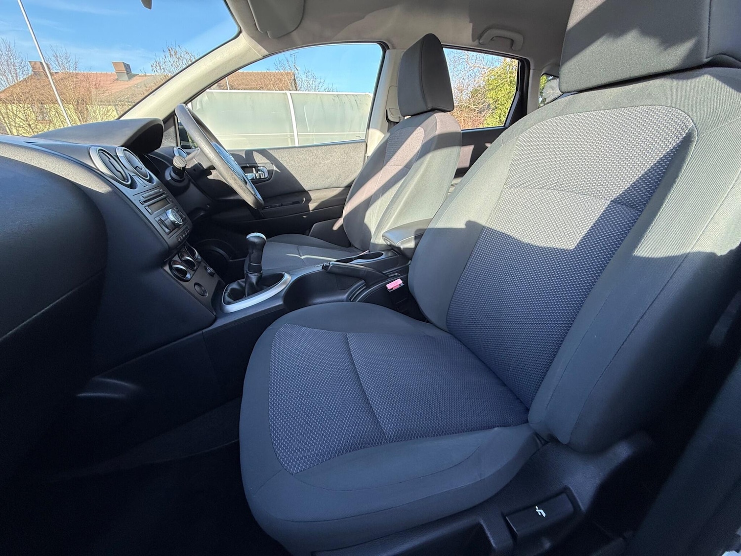 Used Nissan Qashqai 2009 for sale - 77215062: Photo 21