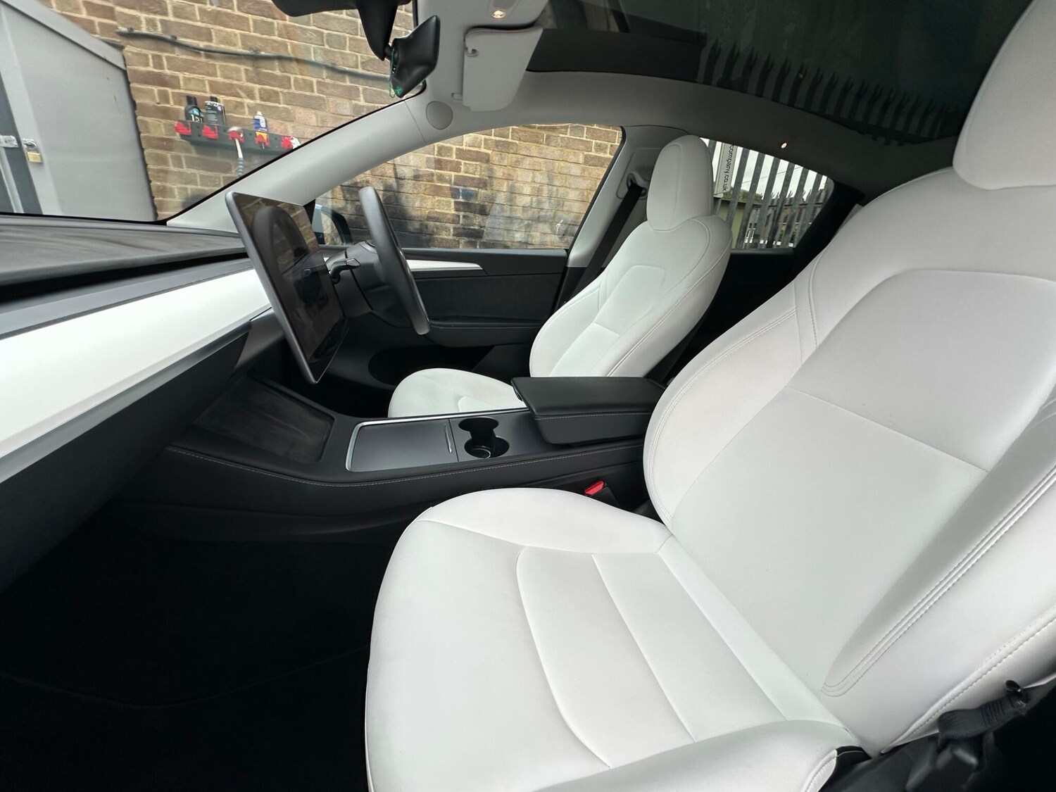 Used Tesla Model Y 2023 for sale - 76123040: Photo 26