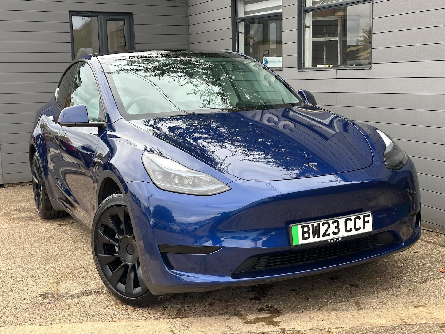 Used Tesla Model Y 2023 for sale - 76123040: Photo 5
